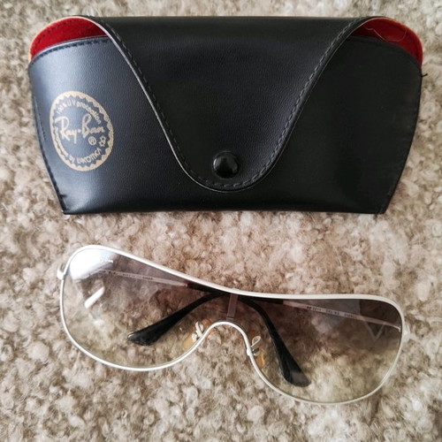 Γυαλιά ηλίου Ray Ban μεταχειρισμένα, μαύρο και άσπρο