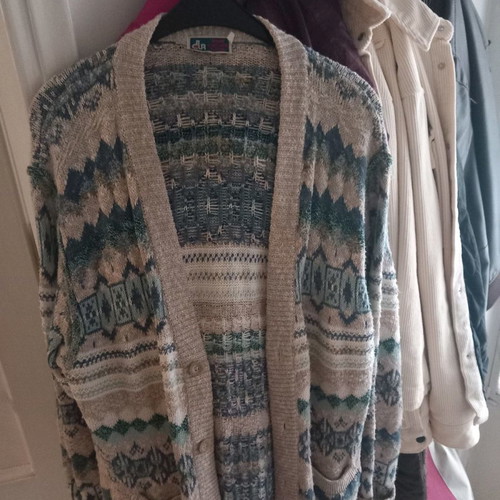 Dur men's cardigan used, size medium, gray