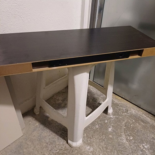 Shelves like new, set of 2