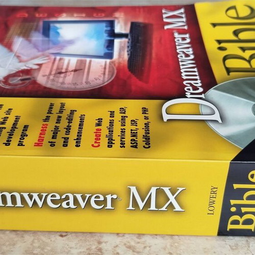Computer Science books used, pack of 3 (CorelDraw, Dreamweaver, Freehand)