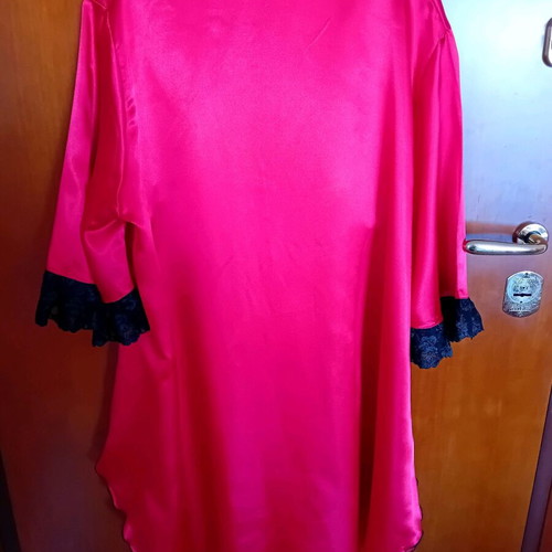 Satin robe and nightgown set with black lace, like new, red by Rachel