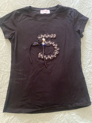 Tshirt small black with strass, set of 3, like new