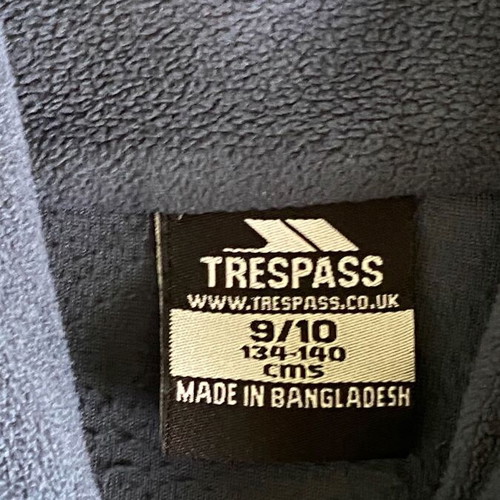 Trespass fleece jacket for boys 9-10 years like new, grey and black