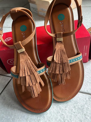 Grendha women's sandals size 40 new