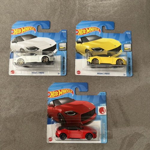 Hot Wheels Nissan Z Proto toy car lot of three