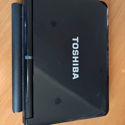 Mini laptop Toshiba NB200-13J μεταχειρισμένο με ελλείπον κουμπί J