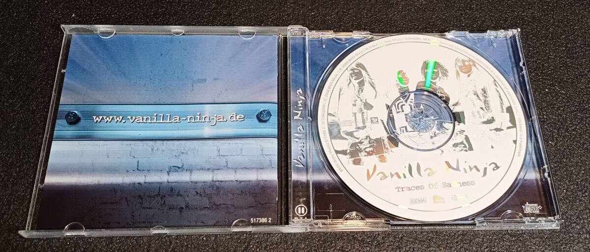 Vanilla Ninja Traces Of Sadness CD used,… - € 5,00 - Vendora.cy