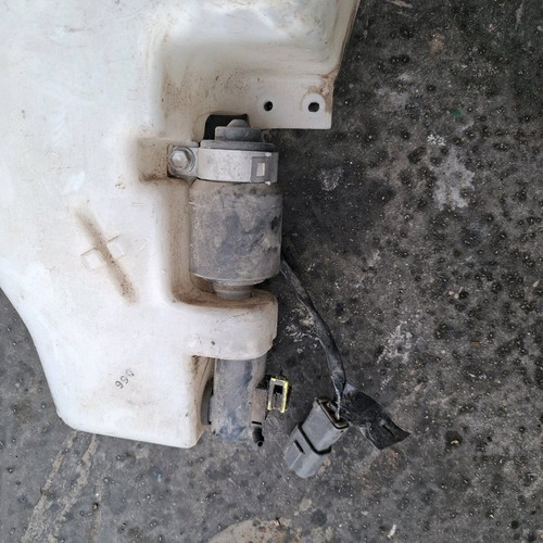 Honda s2000 windshield washer water reservoir used