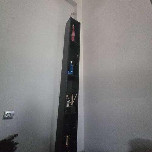 Decorative shelf used, not for heavy weight