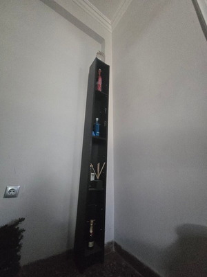 Decorative shelf used, not for heavy weight