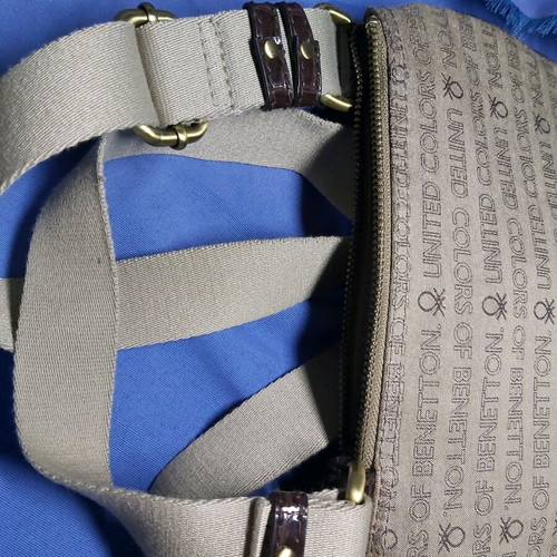 Benetton beige shoulder bag like new