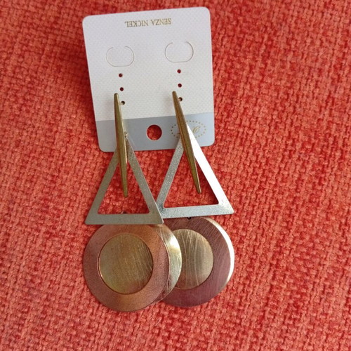 Trichroma hanging earrings new