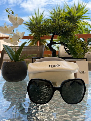 Dolce & Gabbana women's sunglasses like new, black