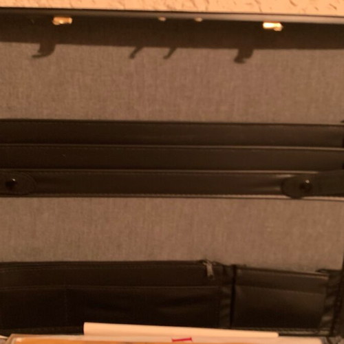Briefcase like new