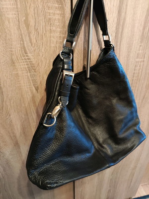 Τσάντα γυναικεία Aridza bross δερμάτινη μεταχειρισμένη, μαύρη