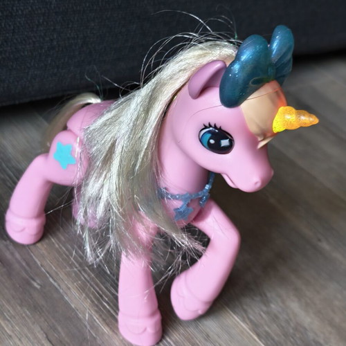 Mechanical Unicorn with Sounds and Light-Up Horn like new
