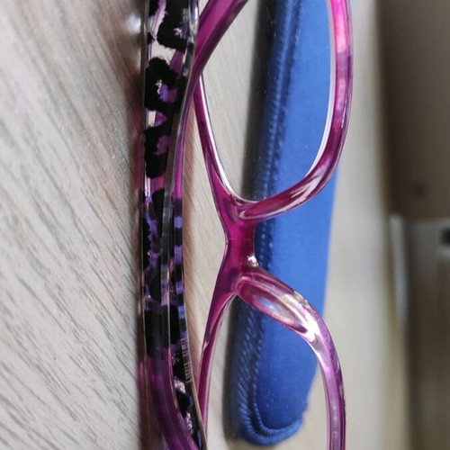 Presbyopia glasses like new with flexible hinges multicolor