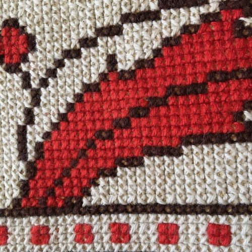 Embroidered rug new, wool thread, size 64x132 cm