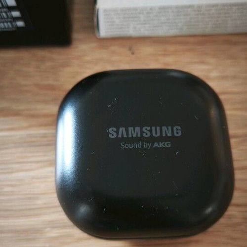 Samsung Galaxy S21 Ultra black like new, 128G, with earphones and waterproof case