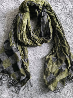 Κασκόλ πρασινο-γκρι σαν καινούργιο