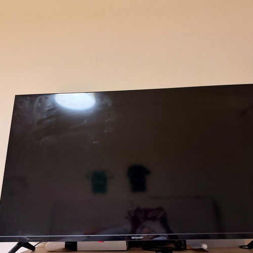 Sharp τηλεόραση 40 ιντσών σαν καινούργιο
