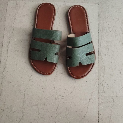 Flat green sandals like new size 36