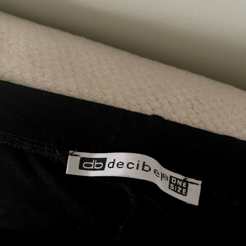 Velour tracksuit with sequins and 2 cotton leggings used
