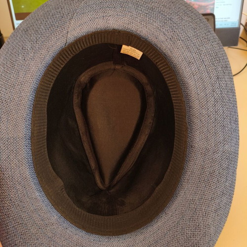 Unisex MG Hellas fedora hat size 58, black and blue, like new