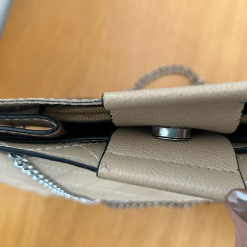 Bag to Bag shoulder bag like new, beige with chain
