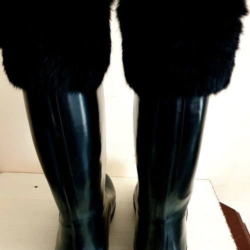 Wellington boots black with fur and laces, new, size 38.5