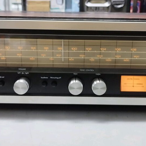 Luxman AR1030 used sound amplifier in very good condition