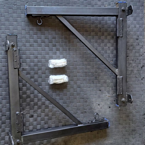 Metal Heavy-Duty Wall Mount Bracket new