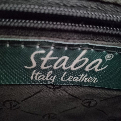 Δερμάτινη επαγγελματική τσάντα Staba Italy σαν καινούργια, μαύρη