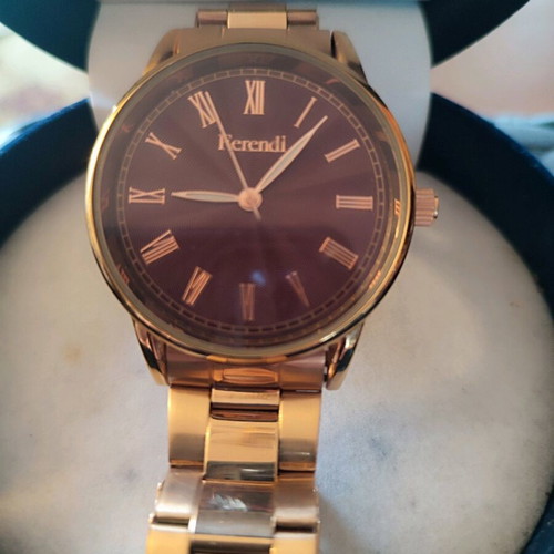 Ferendi women's watch like new, gold bracelet, 4 cm case diameter