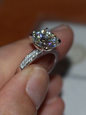Silver moissanite solitaire ring 5.00 carats lab created new size 9