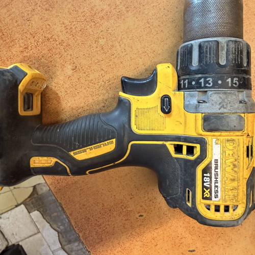 DeWalt 18V XR Brushless power tool set used, 4 machines