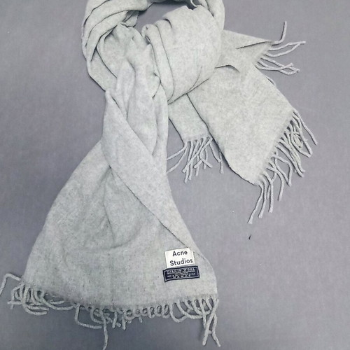 Acne Studios wool scarf like new, gray