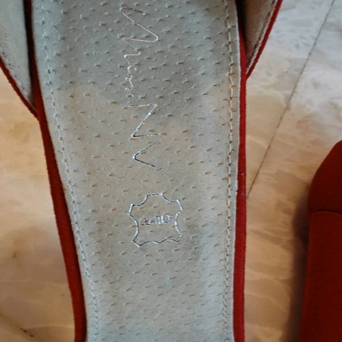 Red suede-style sandals like new, size 41