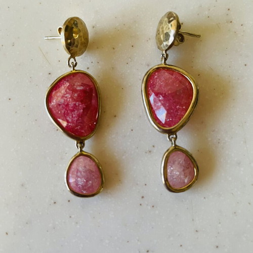 Oxette silver earrings with pink quartz crystals