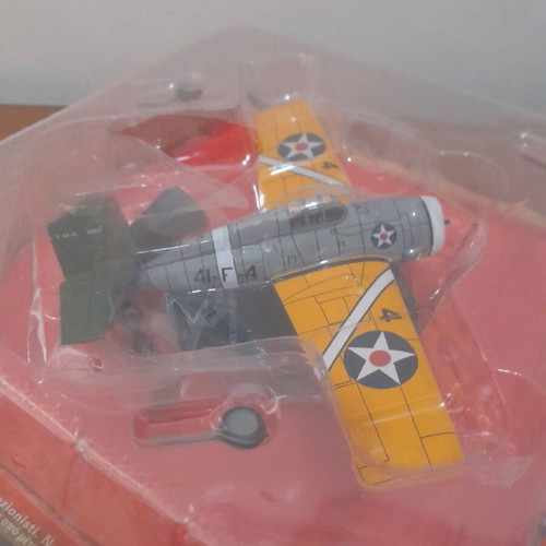 Metallic World War II fighter plane Deagostini new