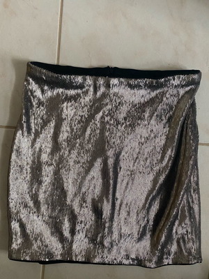 Enzzo sequin skirt silver size M like new