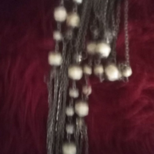 Necklace used, women's