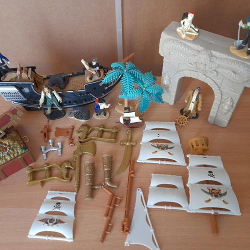 Pirate toy set with Safari Ltd TOOB miniatures