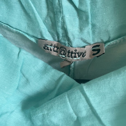 Attrativo turquoise blouse like new, size small