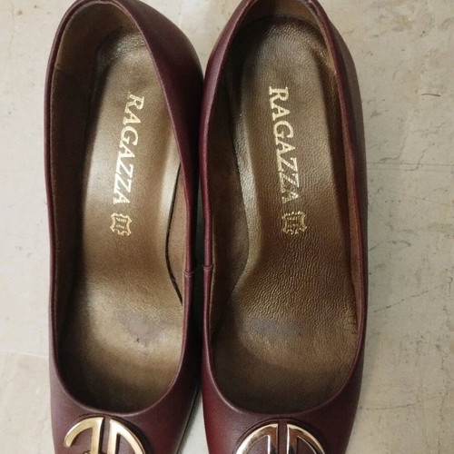 Ragazza pump in tan color like new, size 37