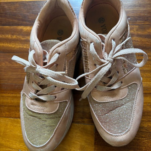 Voi & Noi athletic shoes used, size 38, pink