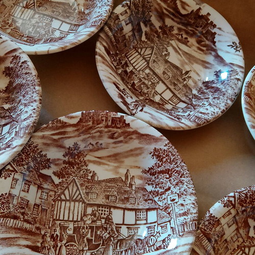 Broadhurst vintage ironstone bowl set of 6 from Staffordshire, like new