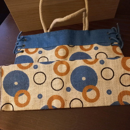 Handbags new, set of 2 straw bags