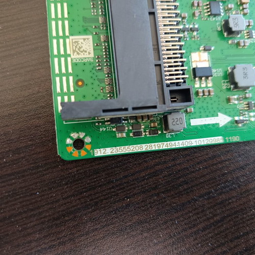 F&U 17MB211S Main Board Vestel LED TV like new