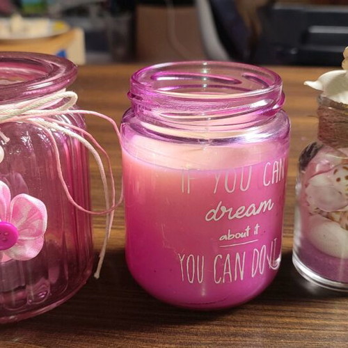 Pink decorative candle set like new